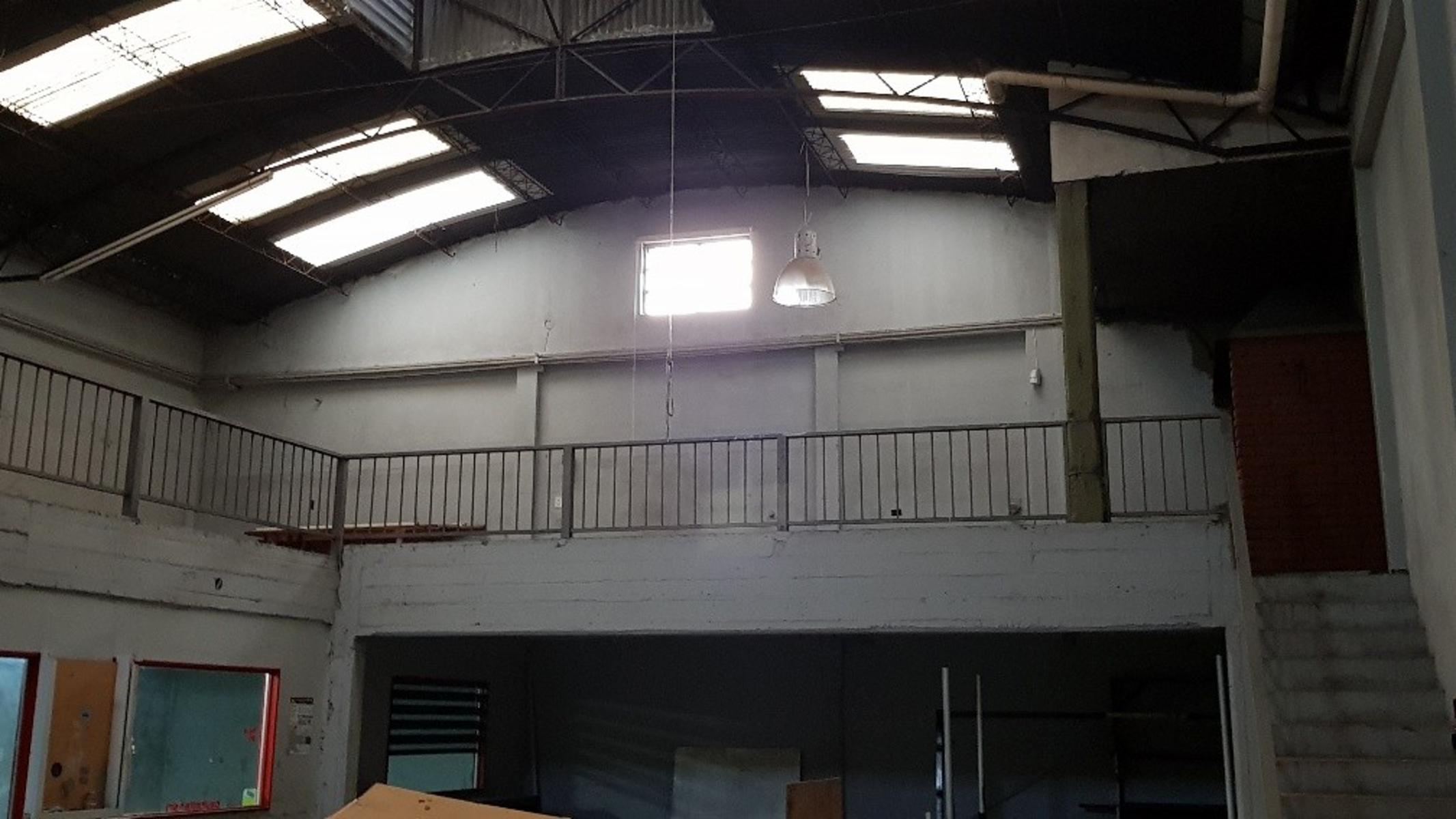 VENTA, 2 GALPONES EN MUY BUENA ZONA DE V. BALLESTER — foto 3