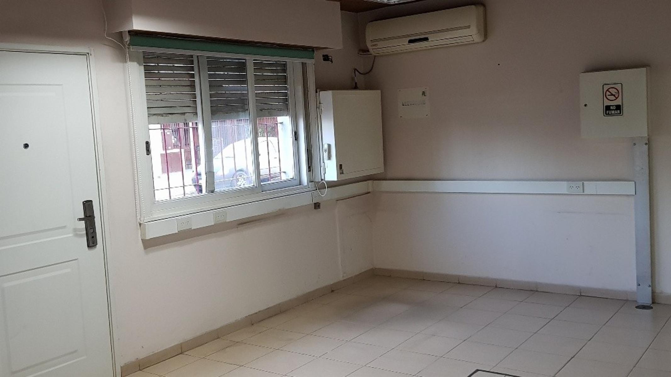 VENTA, 2 GALPONES EN MUY BUENA ZONA DE V. BALLESTER — foto 8