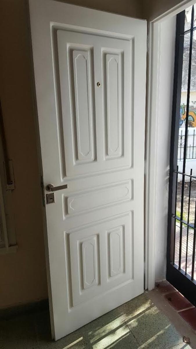 VENTA CASA 3 AMBIENTES CON JARDIN, SAN FERNANDO