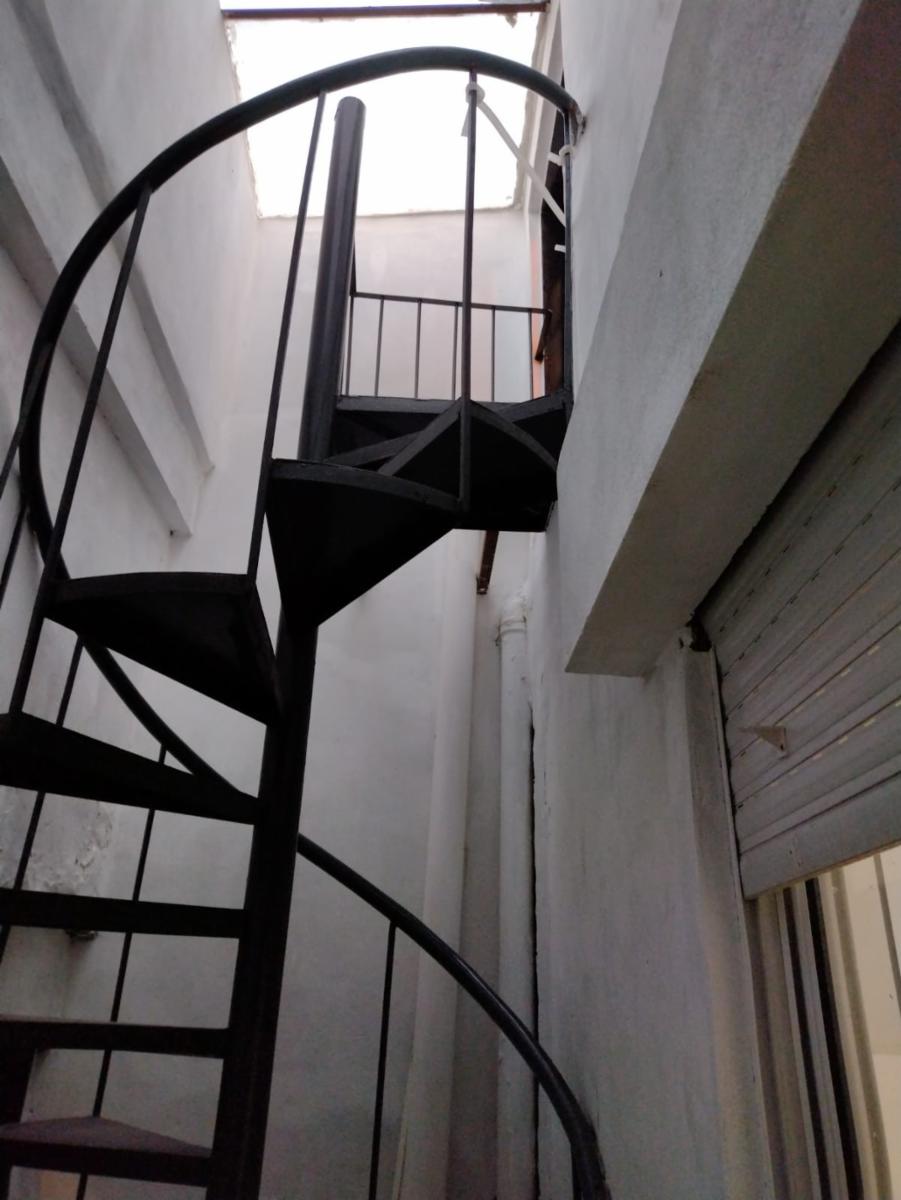 VENTA 2 PH DE DOS AMBIENTES EN PLANTA ALTA, VILLA BALLESTER