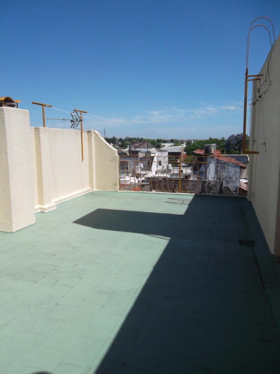 VENTA CASA MULTIFAMILIAR SOBRE LOTE PROPIO, CHILAVERT — foto 10
