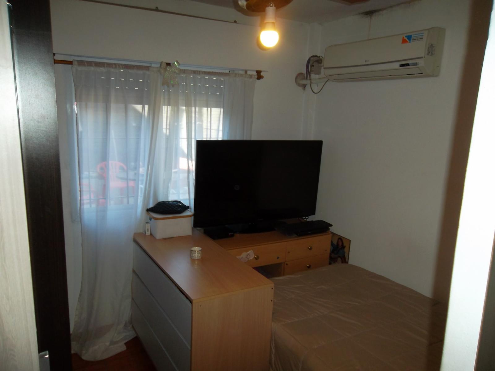 VENTA DE CASA CUATRO AMB. SOBRE LOTE PROPIO, ZONA JOSE LEON SUAREZ — foto 7