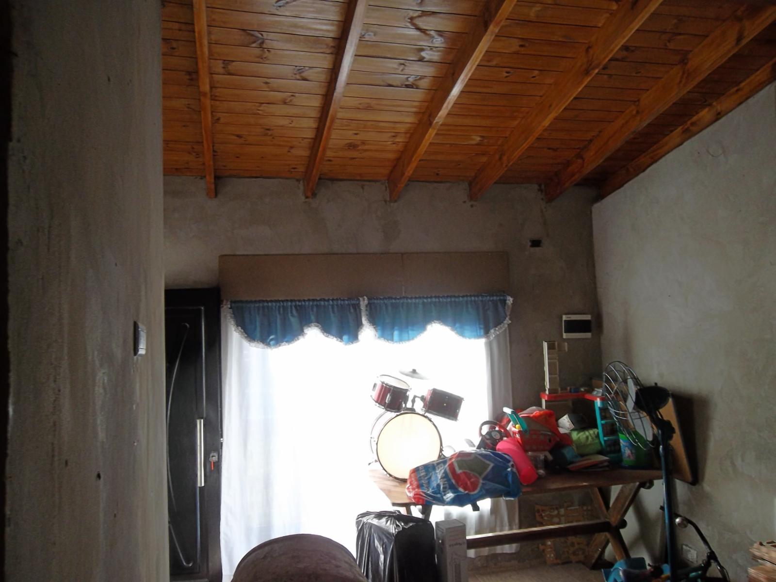 VENTA DE CASA CUATRO AMB. SOBRE LOTE PROPIO, ZONA JOSE LEON SUAREZ — foto 13