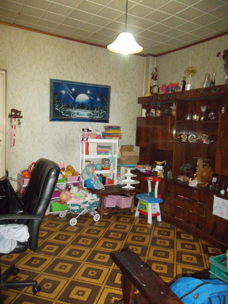VENTA DE CASA EN LOTE PROPIO DE CUATRO AMB. ZONA CHILAVERT — foto 2