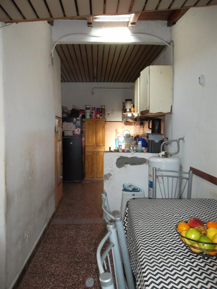 VENTA DE CASA EN LOTE PROPIO DE CUATRO AMB. ZONA CHILAVERT — foto 10
