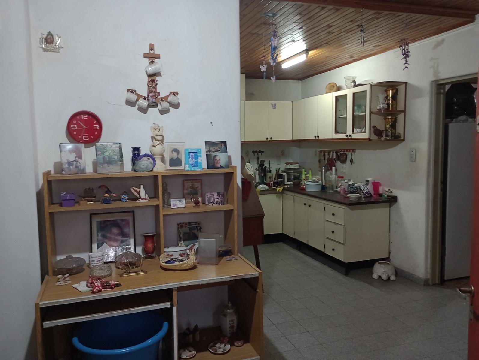 VENTA DE CASA EN LOTE PROPIO DE TRES AMB. ZONA J.L. SUAREZ — foto 4