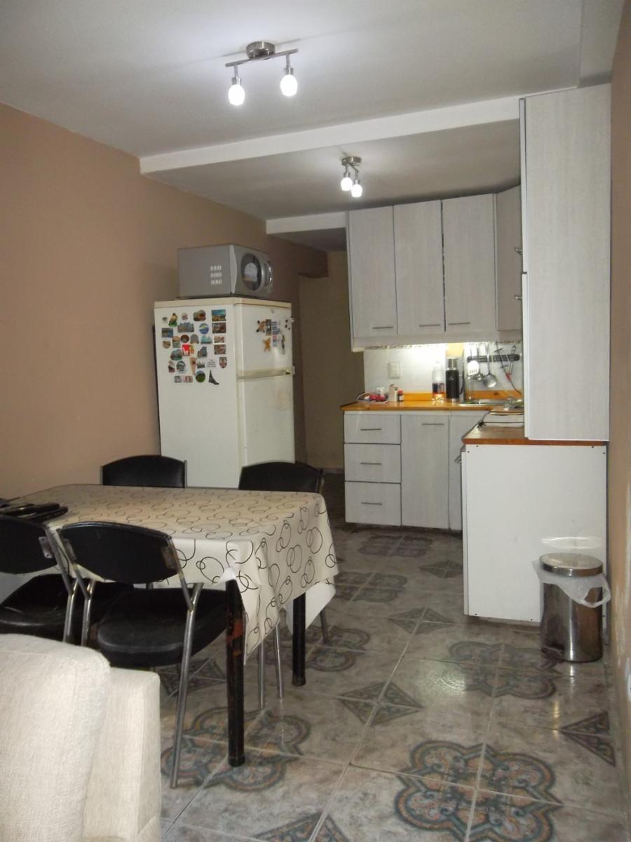 VENTA DE PH TRES AMB CON PATIO Y PARRILLA.