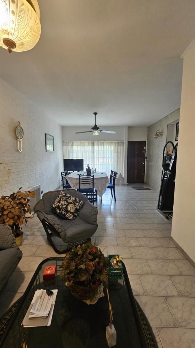 VENTA DE CASA CUATRO AMB, ZONA VILLA BALLESTER — foto 6