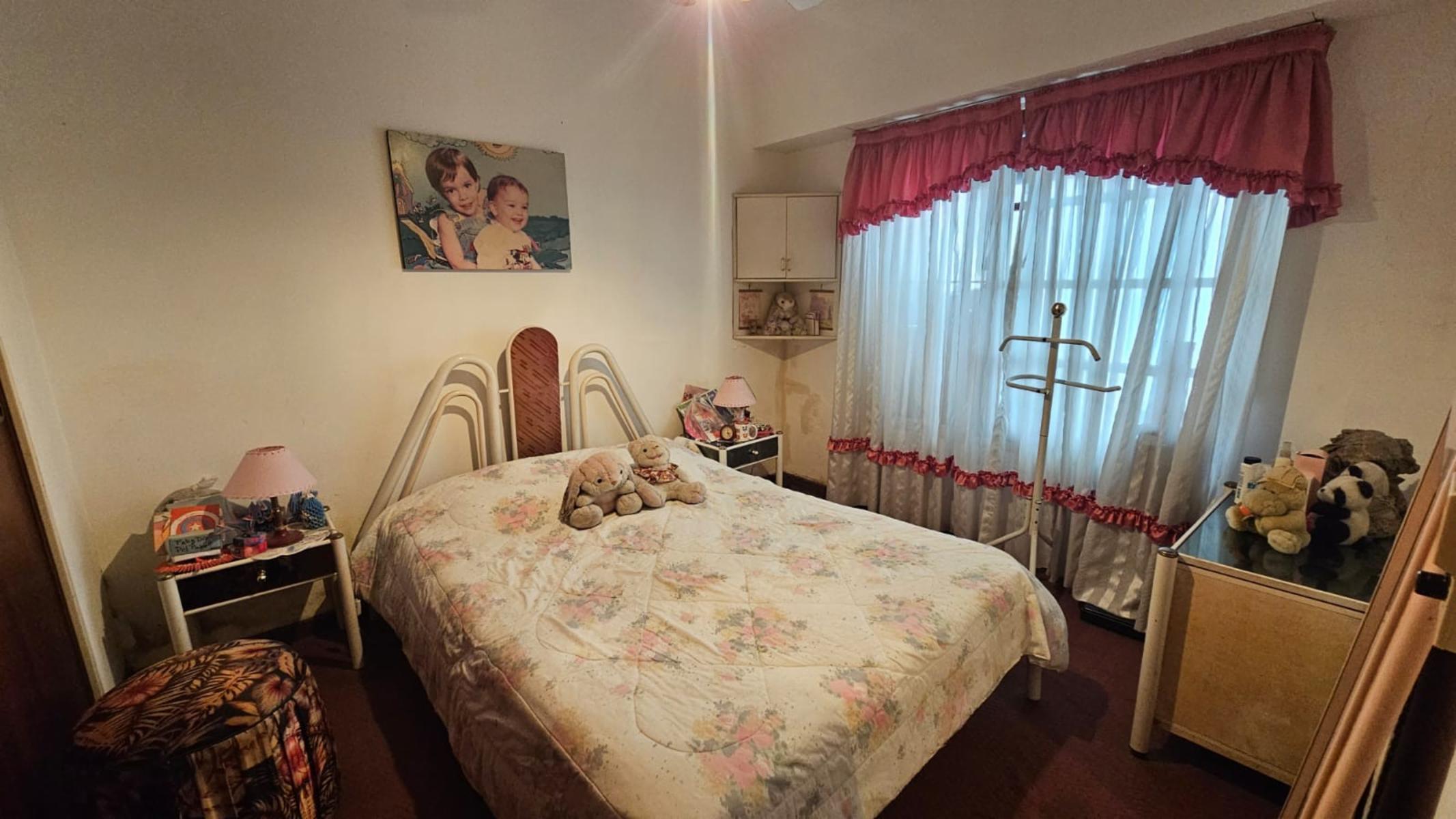 VENTA DE CASA CUATRO AMB, ZONA VILLA BALLESTER — foto 9