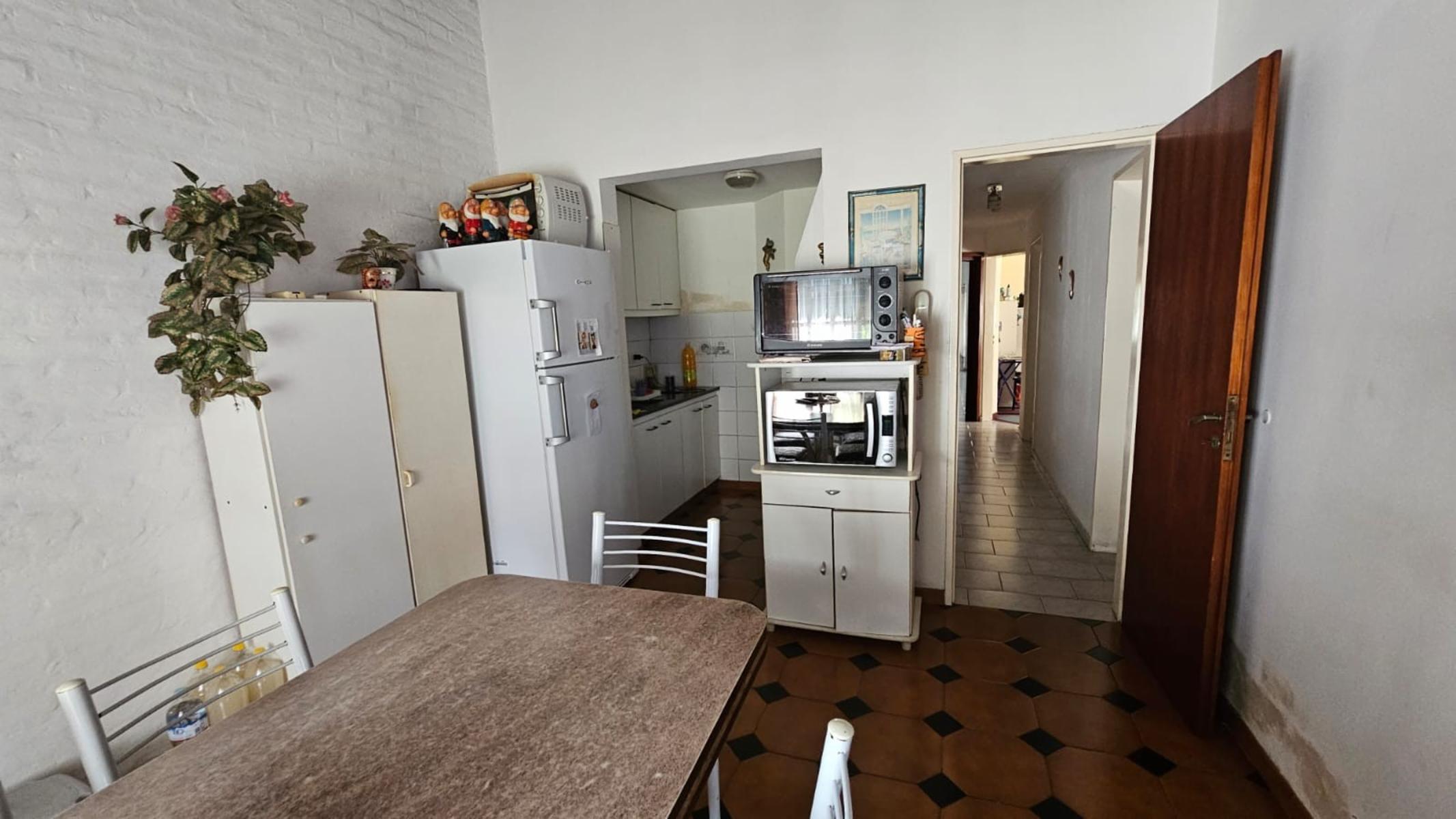 VENTA DE CASA CUATRO AMB, ZONA VILLA BALLESTER — foto 11