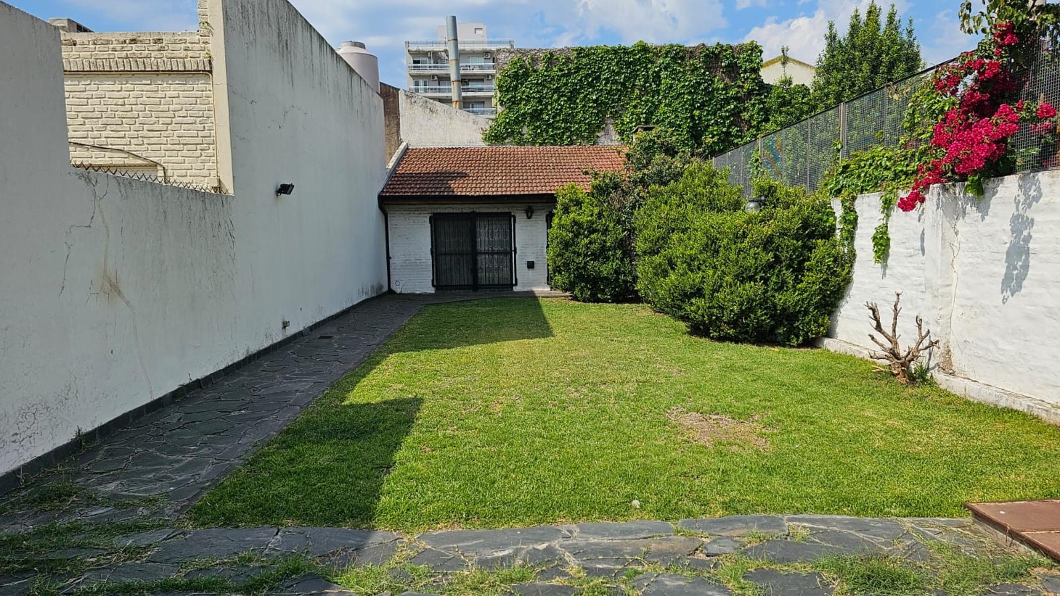 VENTA DE CASA CUATRO AMB, ZONA VILLA BALLESTER — foto 13