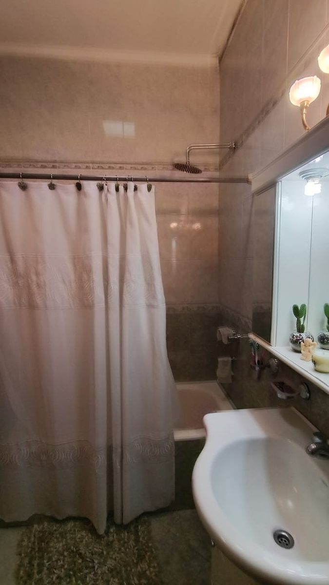 VENTA DE CASA TRES AMB CON COCHERA — foto 6