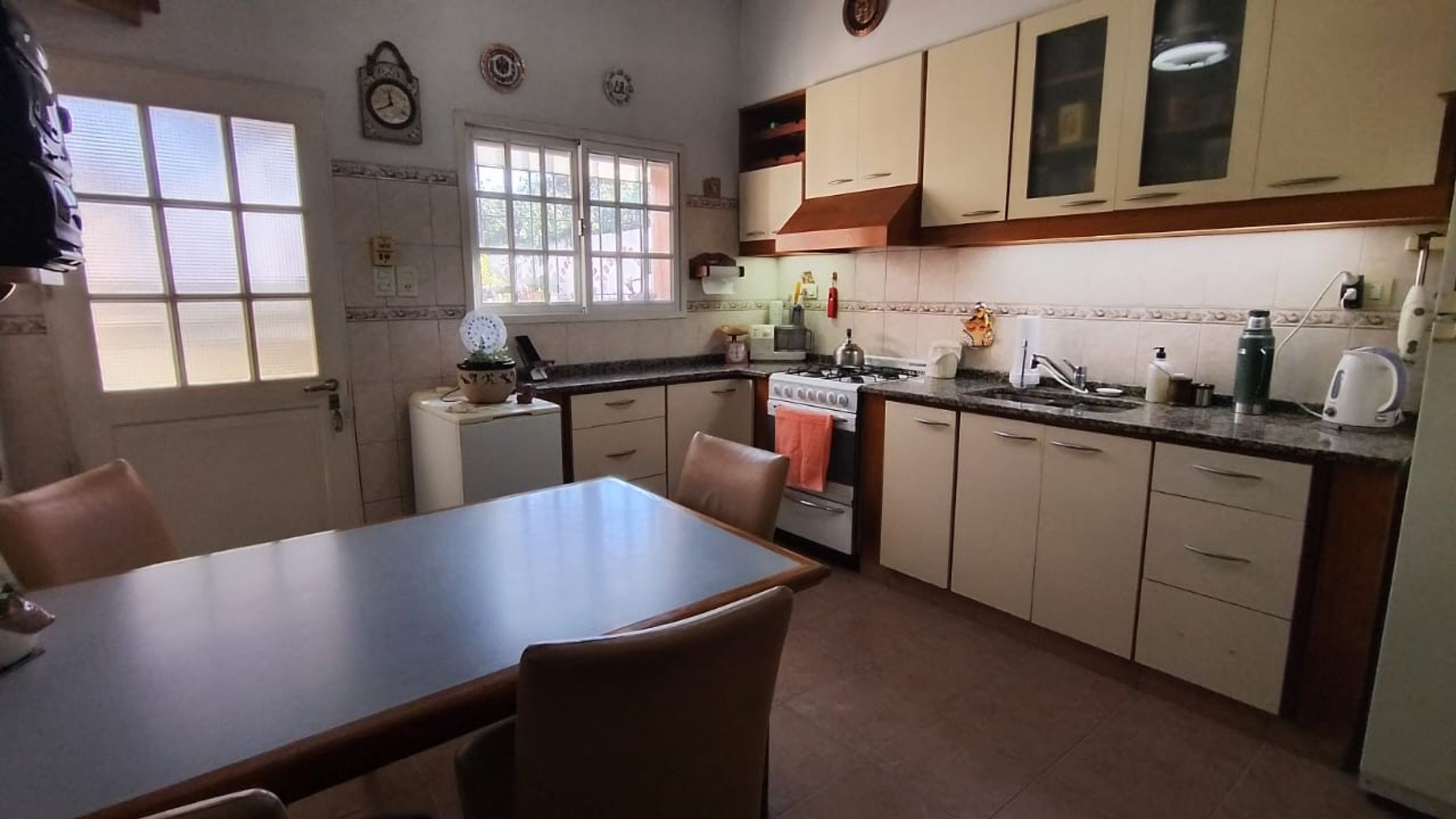VENTA DE CASA TRES AMB CON COCHERA — foto 8