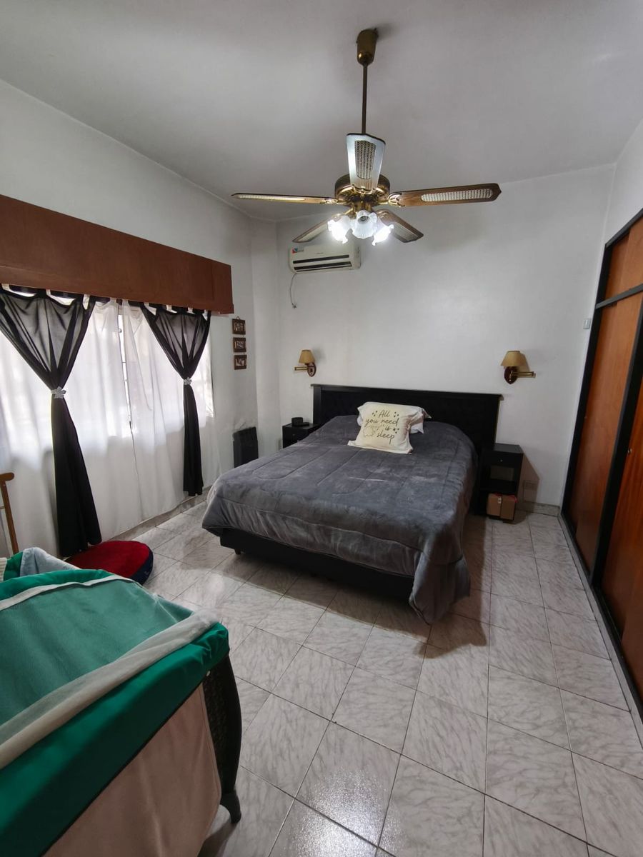 VENTA DE CASA CUATRO AMB. — foto 4