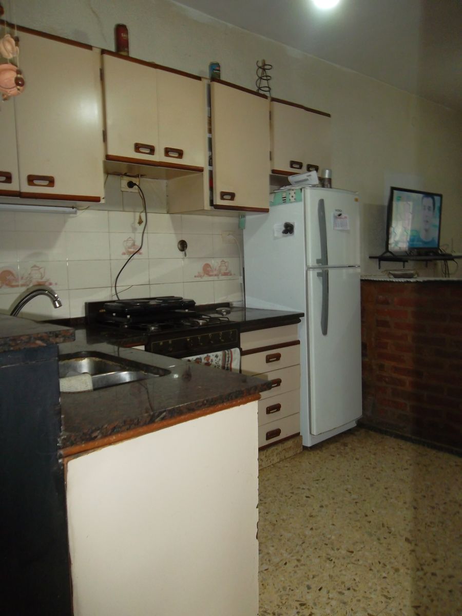 VENTA DE CASA MULTIFAMILIAR — foto 4