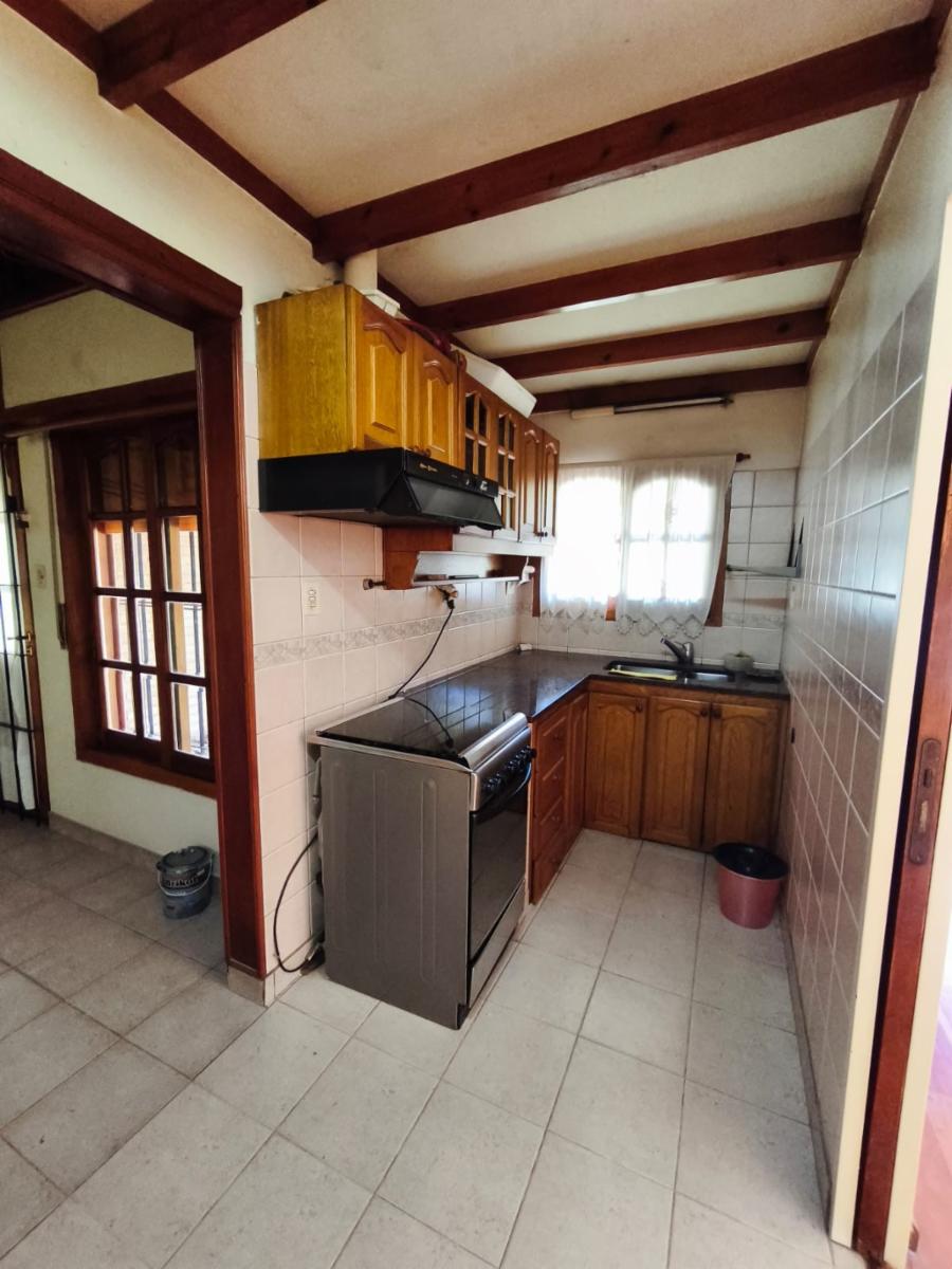VENTA DE CASA EN TRES AMB. — foto 3