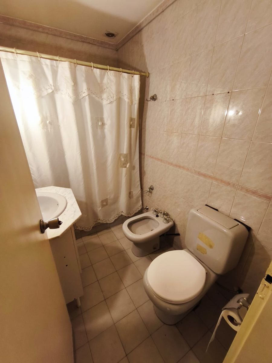 VENTA DE CASA EN TRES AMB. — foto 5