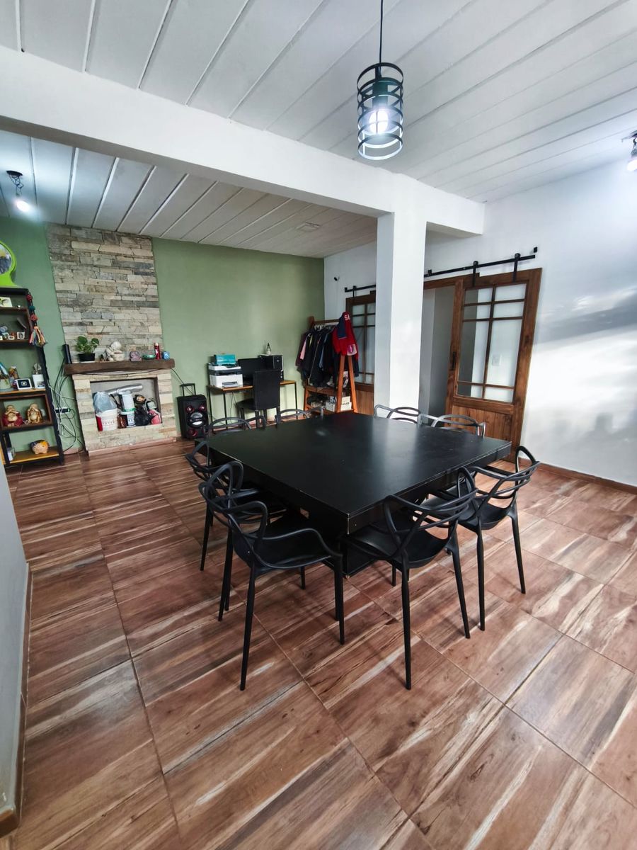 VENTA DE CASA CINCO AMB. — foto 5