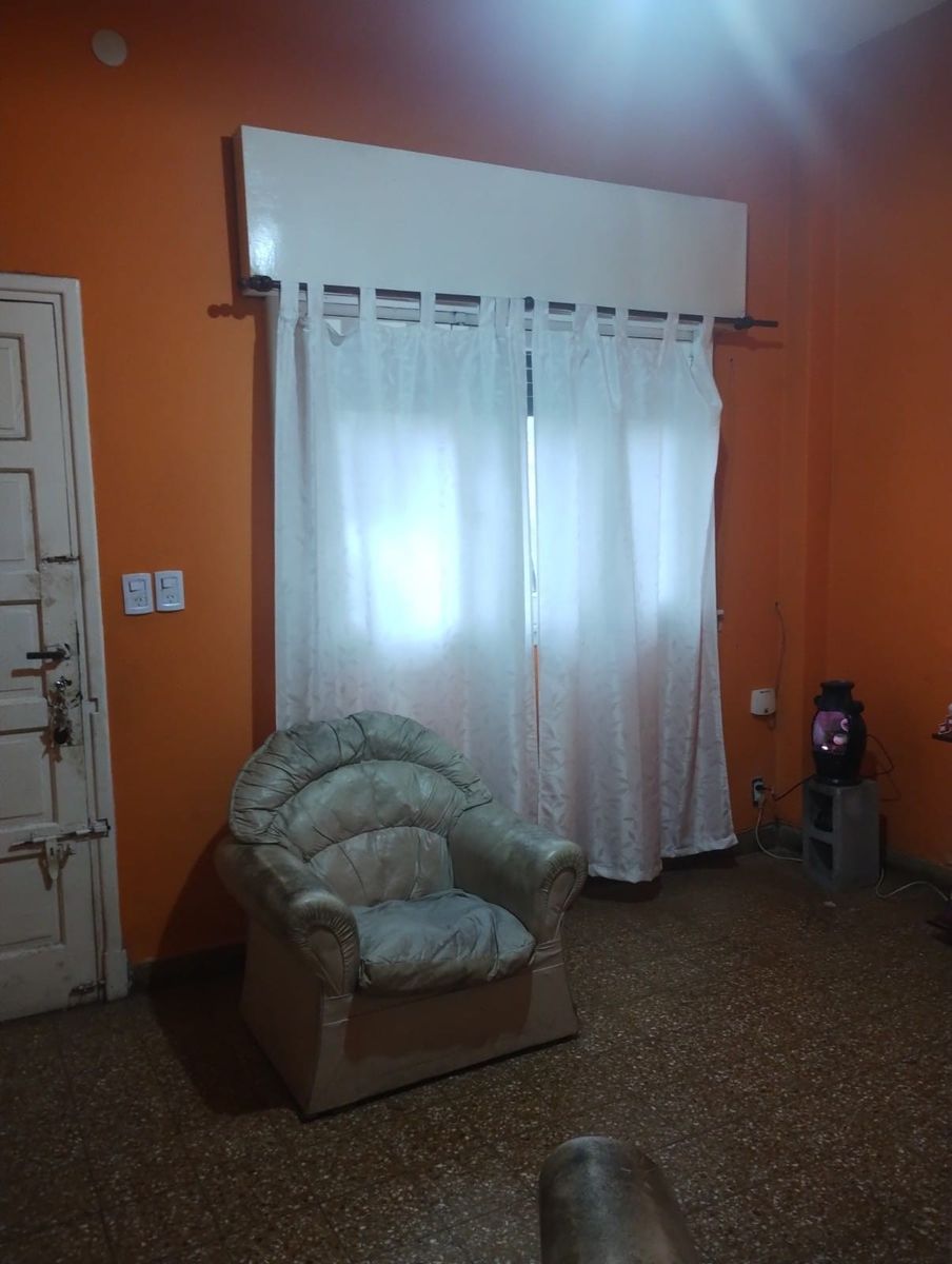 VENTA CASA MULTIFAMILIAR EN DOS PLANTAS. — foto 3