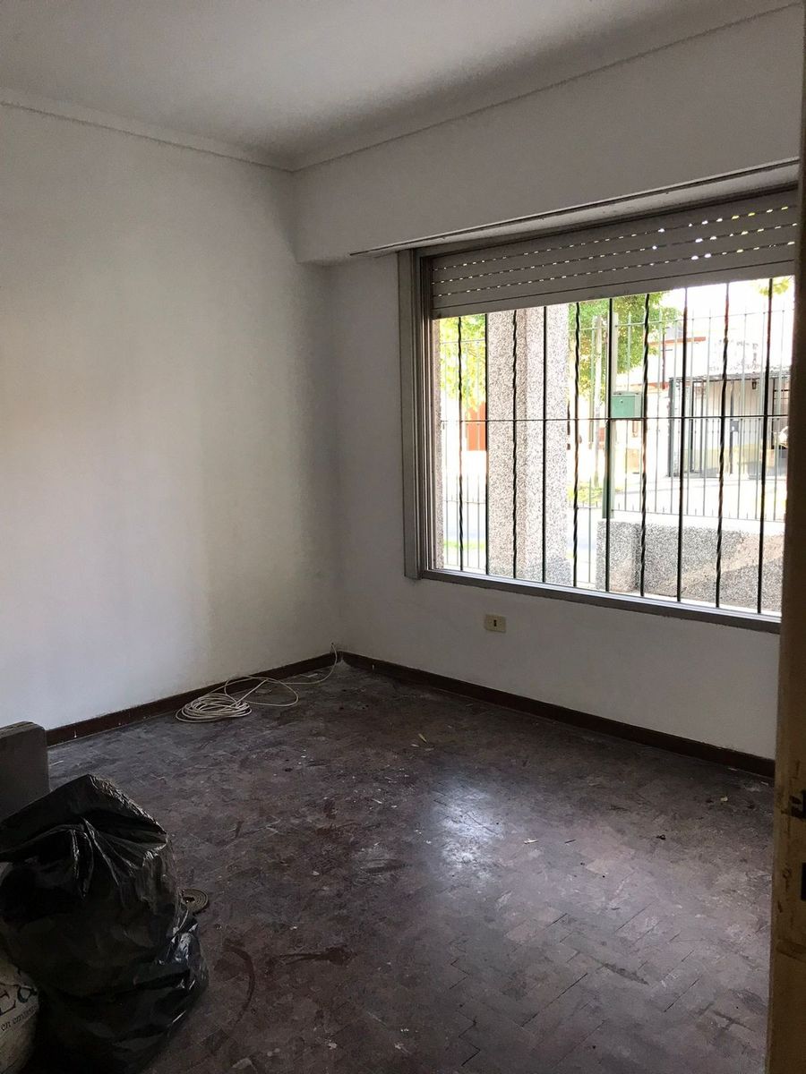 VENTA CASA DE TRES AMB CON COCHERA — foto 5