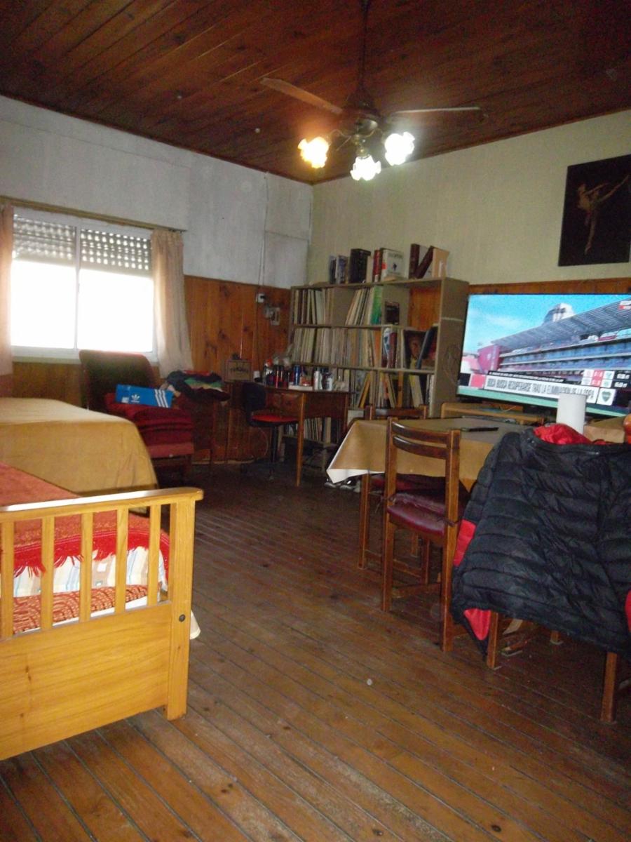 VENTA CASA DE CINCO AMB A RECICLAR — foto 4