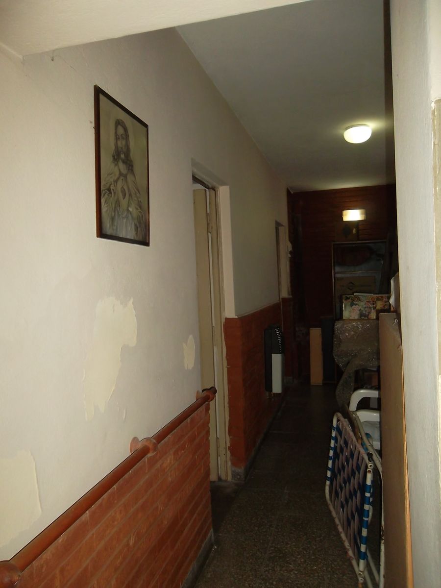 VENTA CASA DE CINCO AMB A RECICLAR — foto 5