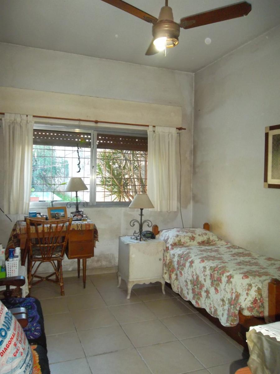 VENTA CASA TRES AMB CON COCHERA — foto 3