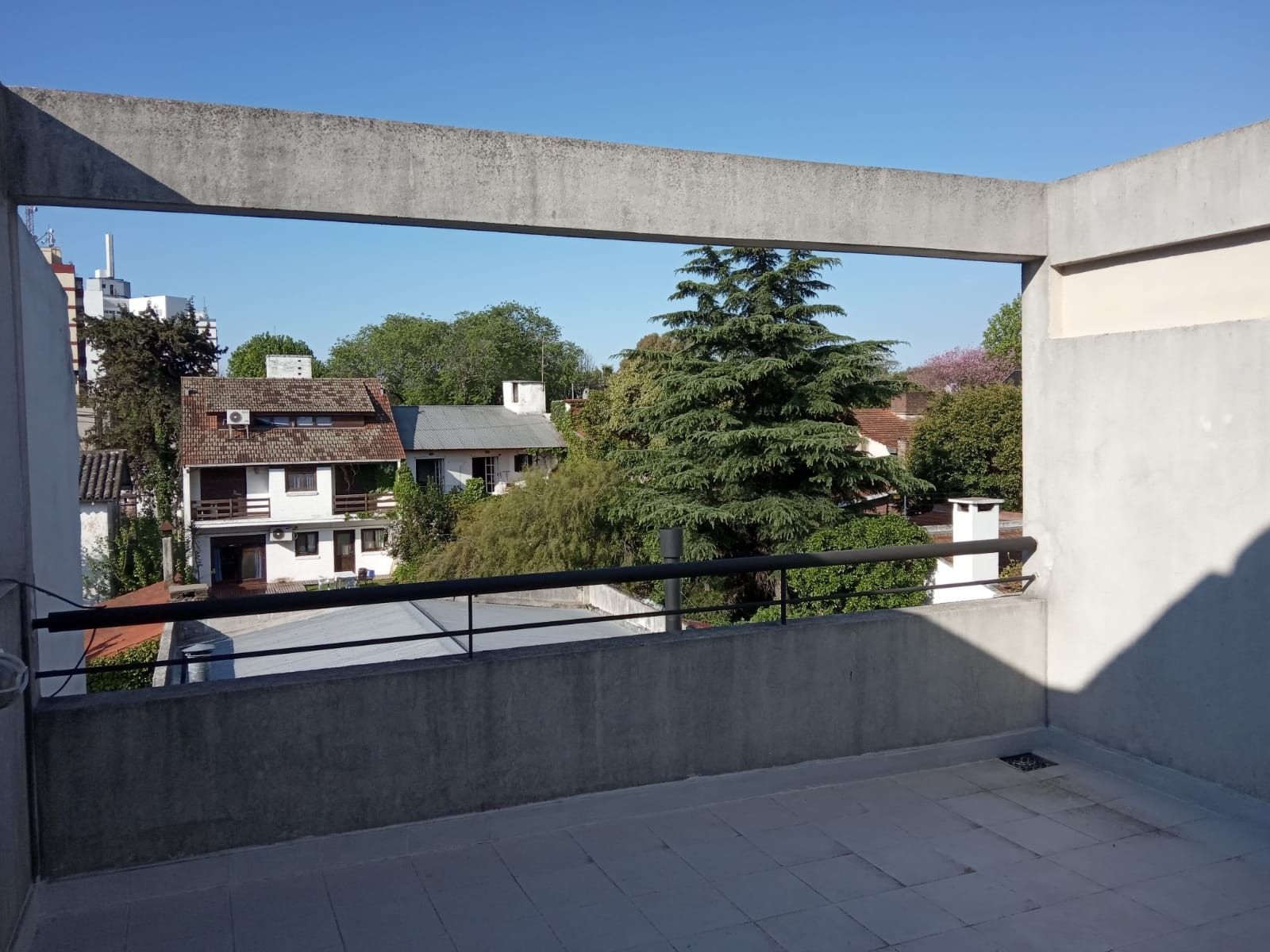 VENTA DE HERMOSA CASA DE CUATRO AMB EN MUY BUENA ZONA. — foto 10