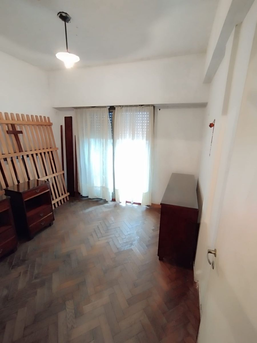 VENTA CASA DE TRES AMB. — foto 4