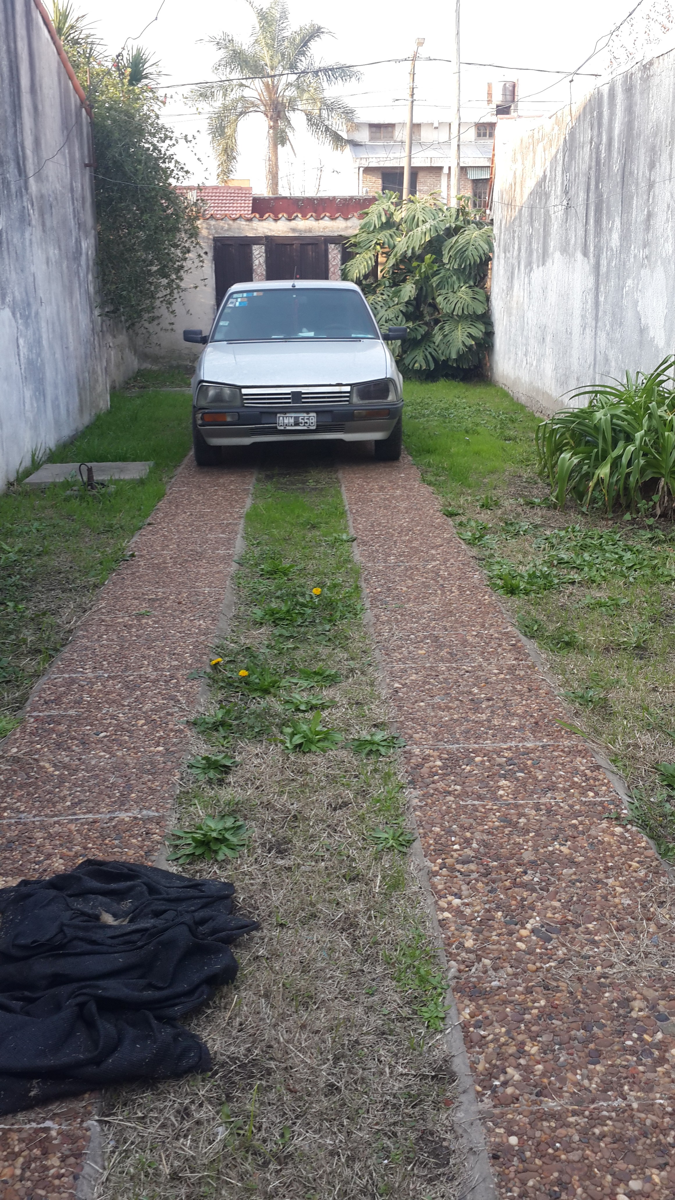 Casa en Ituzaingo Sur para 2 familias. Buena ubicacion, a refaccionar. — foto 8