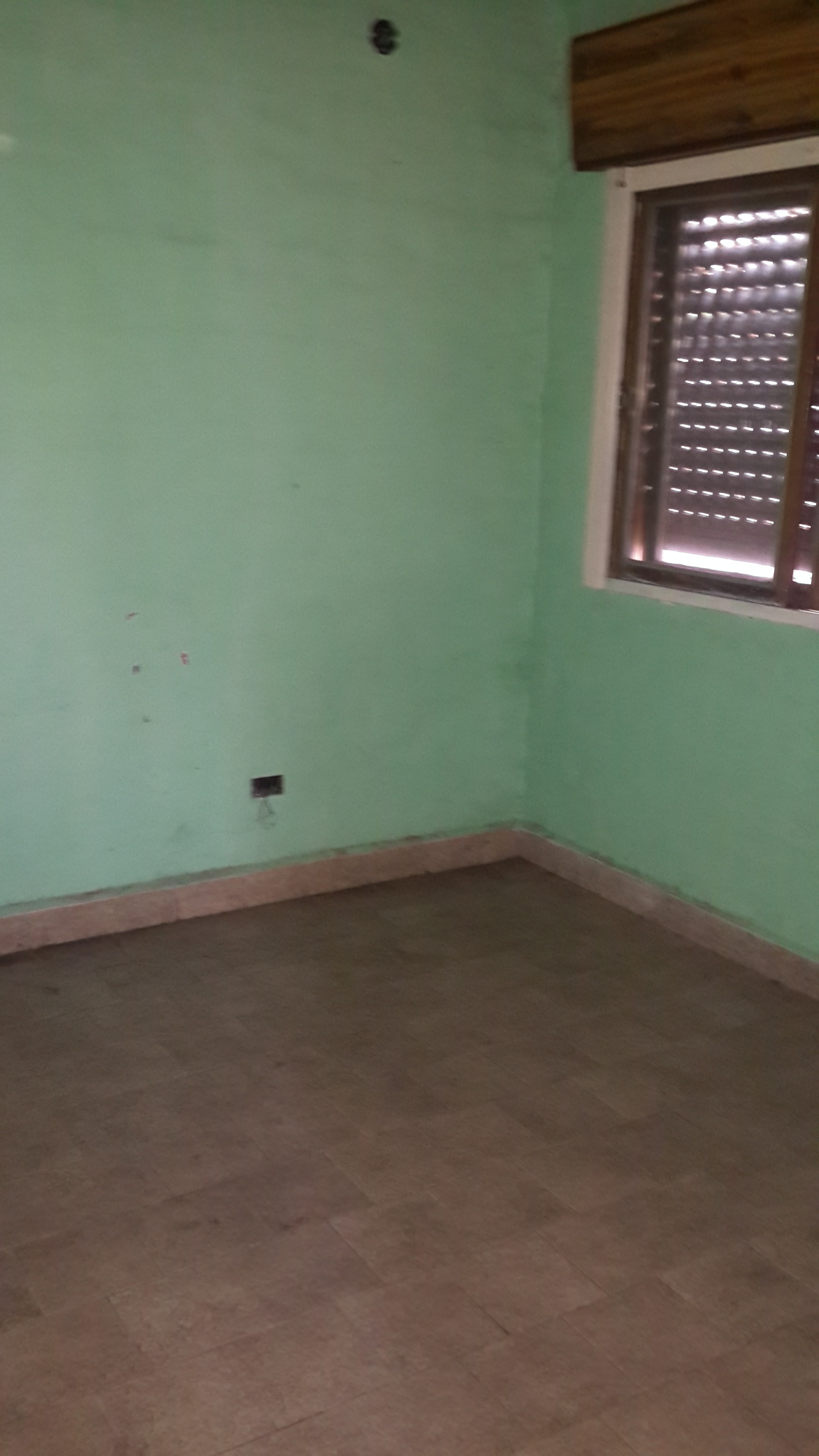 Casa en Ituzaingo Sur para 2 familias. Buena ubicacion, a refaccionar. — foto 9