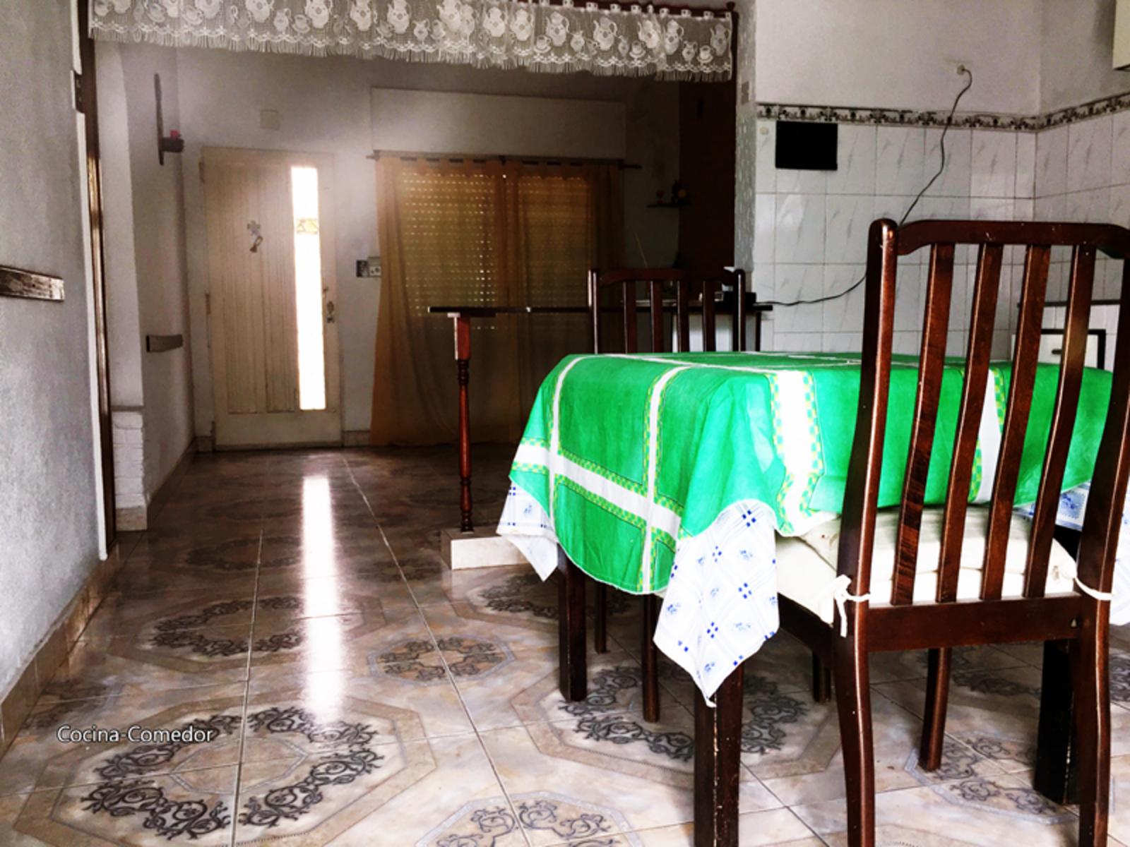 Propiedad a la venta en Ituzaingo Sur. 3 CASAS EN 1 .24 de Octubre 2400. Apto Crédito Hipotecario. — foto 13