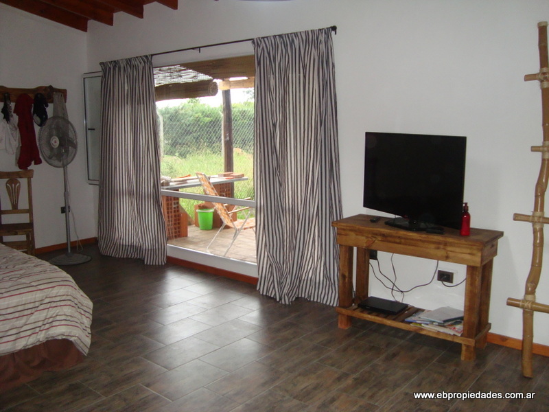 CASA CON PILETA - ALQUILER TEMPORARIO - 12