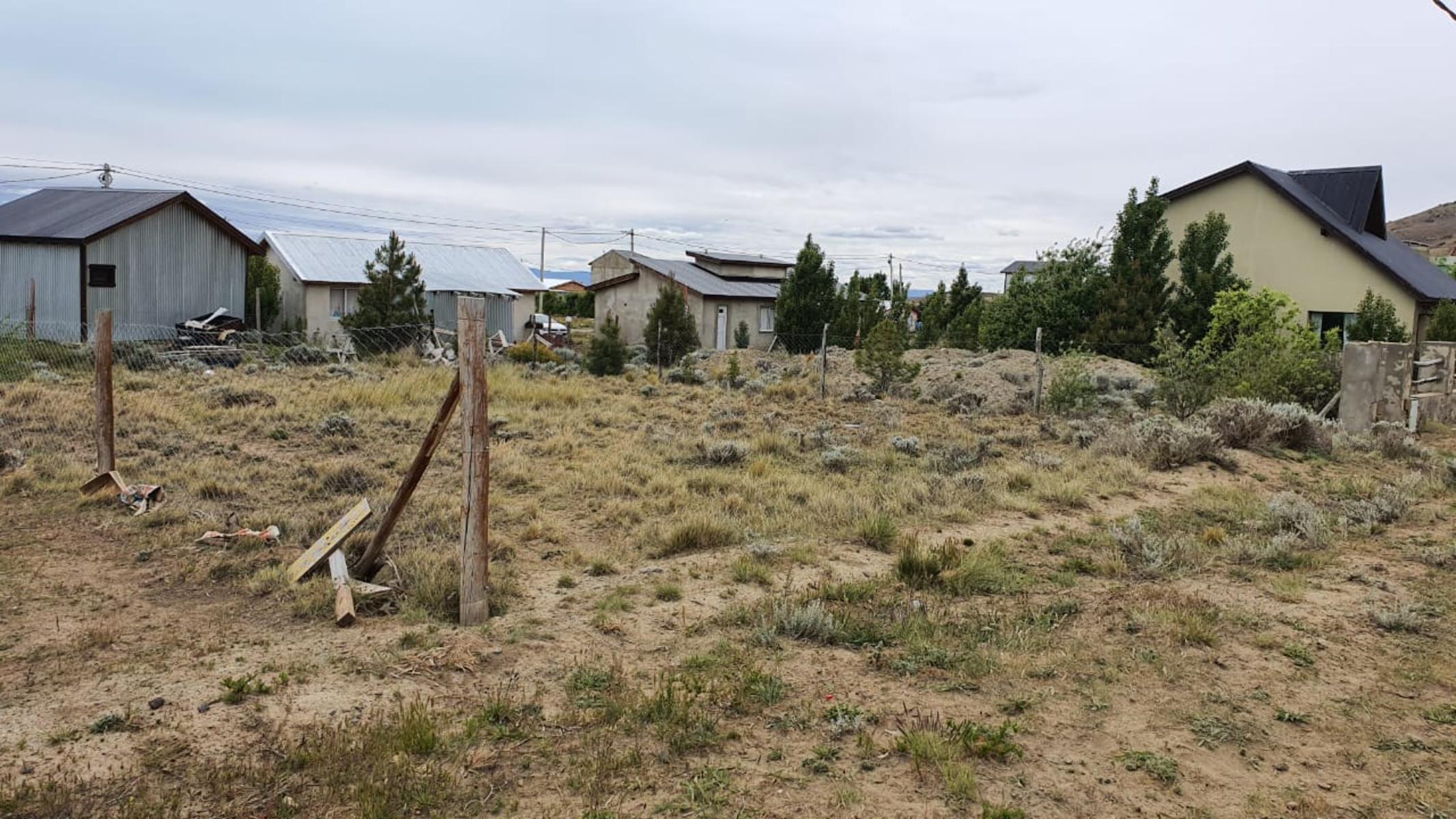 Excelente terreno con vista al Cerro Calafate en Barrio Villa Parque, cuenta con todos los servicios. Oportunidad uníca. - 2