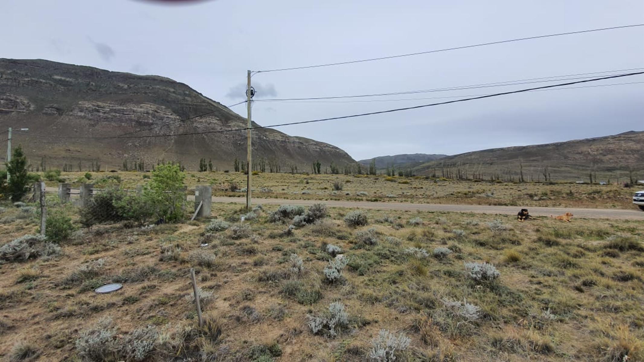 Excelente terreno con vista al Cerro Calafate en Barrio Villa Parque, cuenta con todos los servicios. Oportunidad uníca. - 3