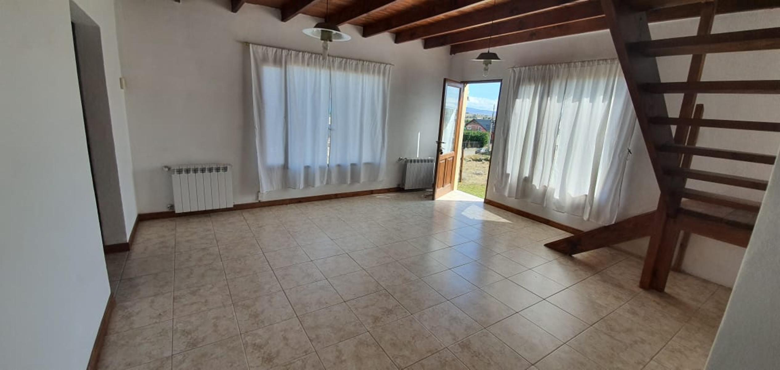 Excelente Casa en B° Villa Parque los Glaciares, visuales paisajisticas únicas. - 7