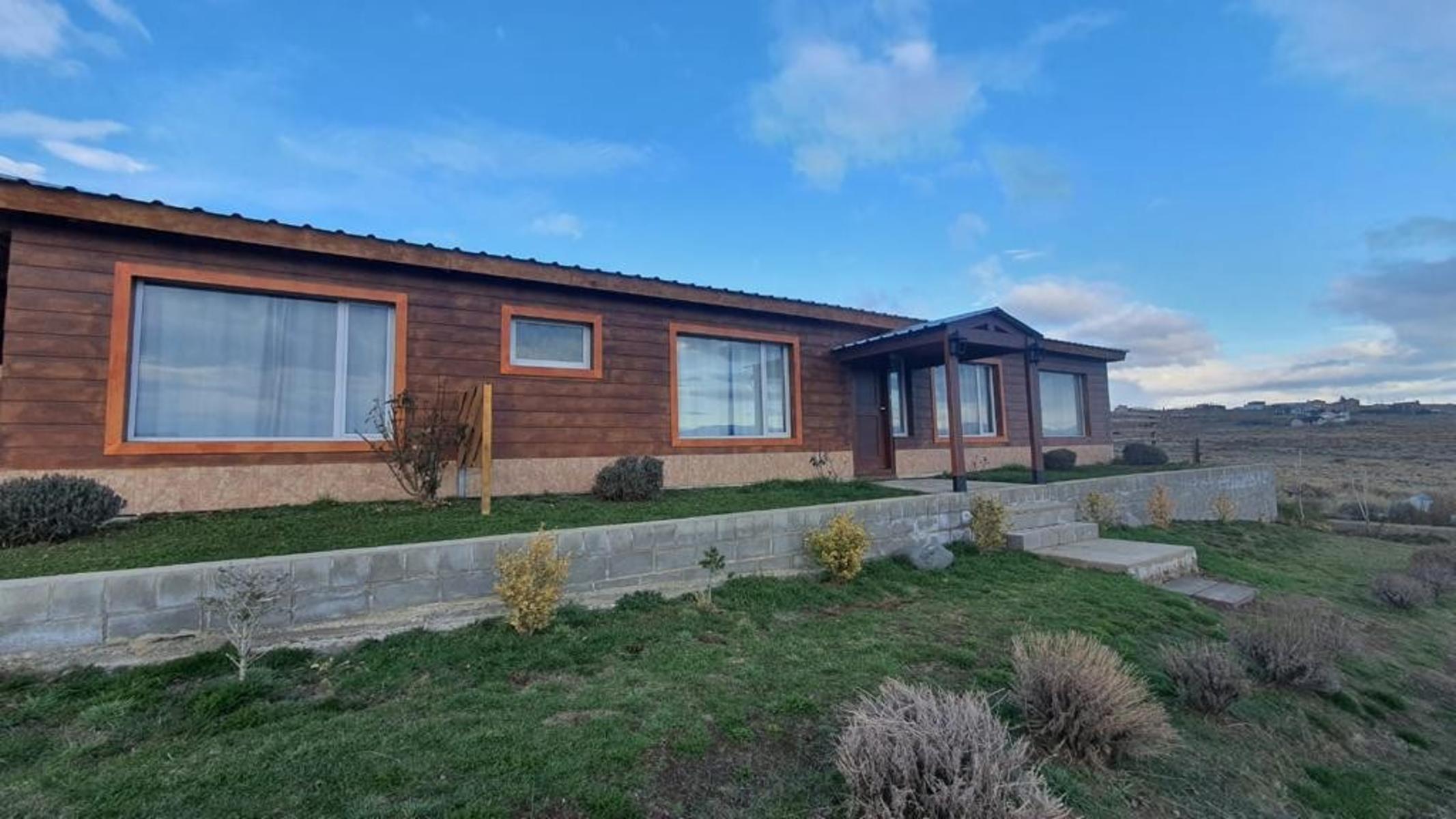 Hermosa casa de 140 mts2 ubicada en Terrazas de Manantiales - 1