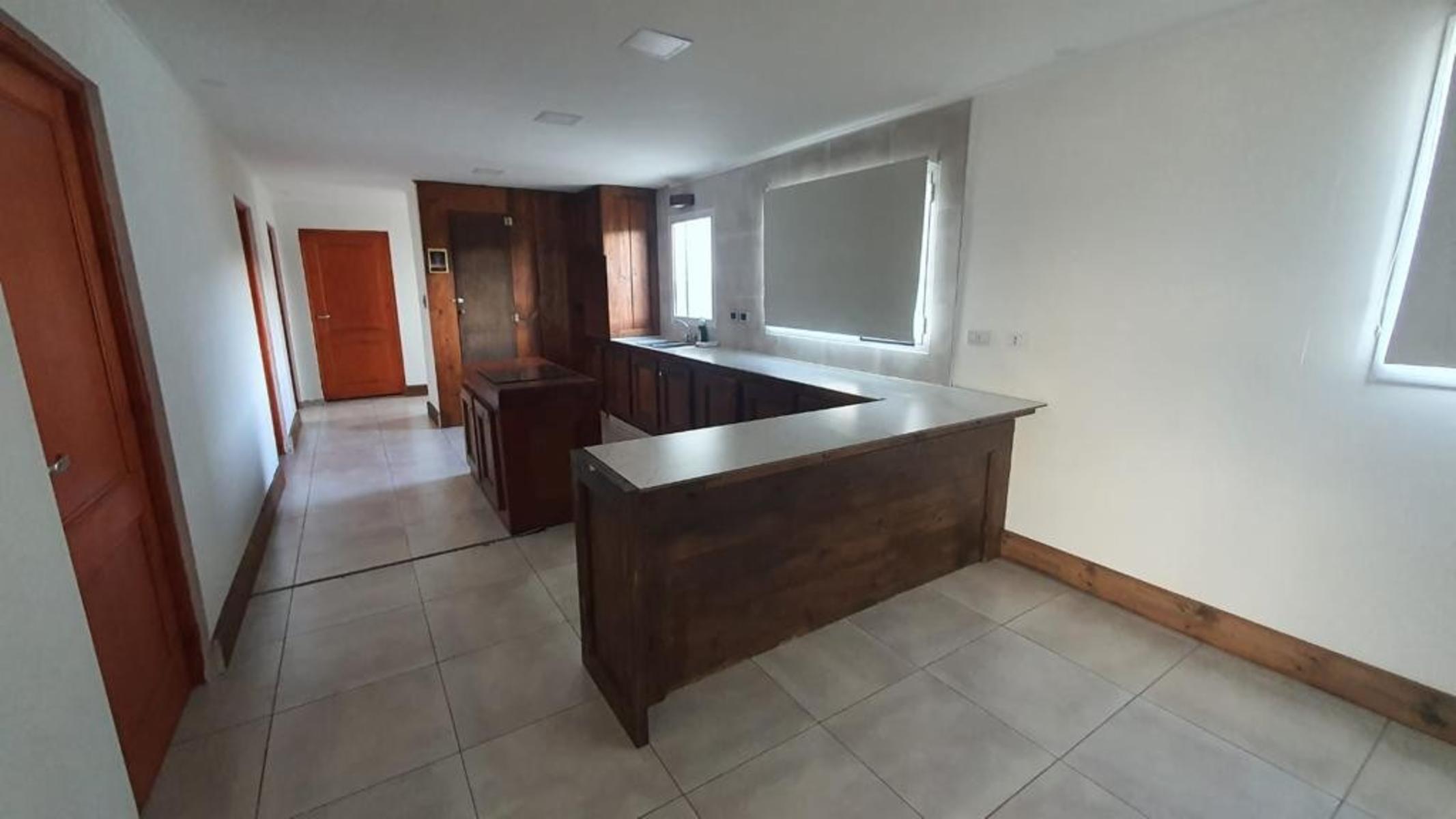 Hermosa casa de 140 mts2 ubicada en Terrazas de Manantiales - 4