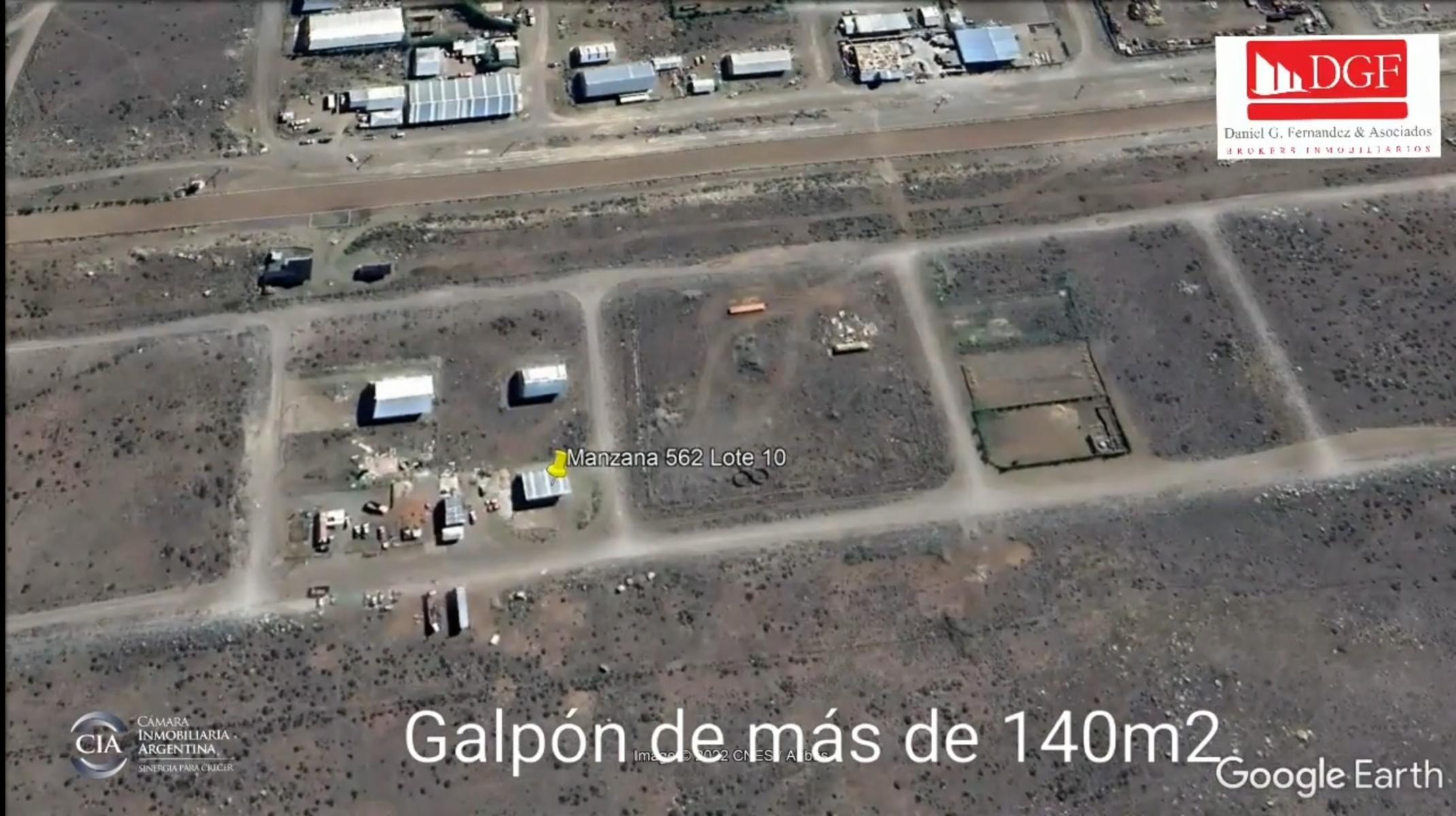 Excelente galpón de 140 mts2, en alquiler. Valor inicial $75.000.- Ubicado en Zona Industrial a cuadras de Club Hipico. - 2
