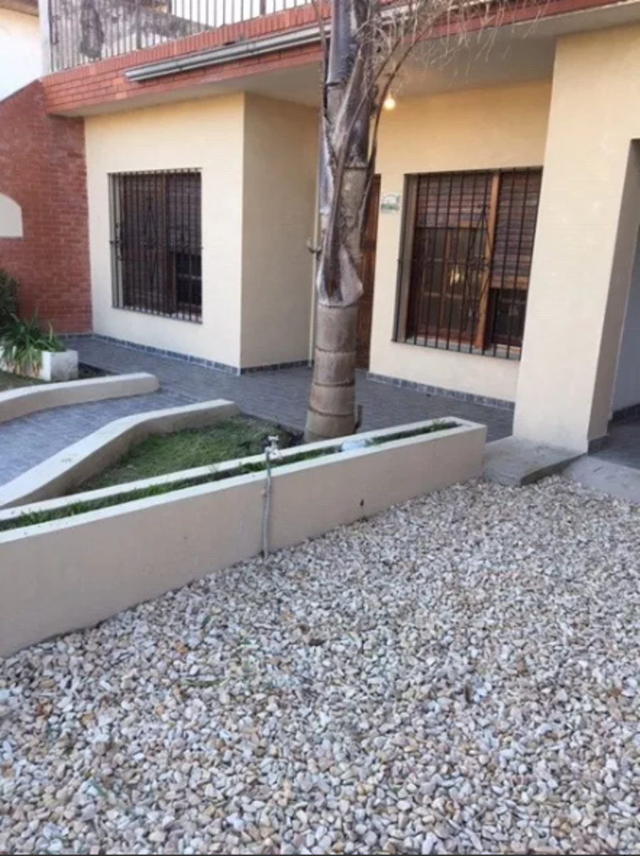 CASA LOTE PROPIO DE 10 X 50 - 3 AMB. ITUZAINGO — foto 3