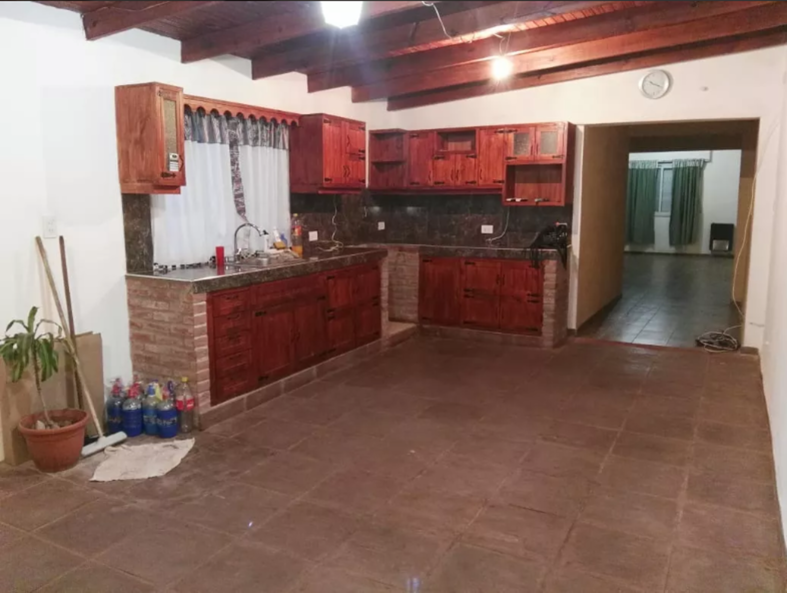 CASA AMERCIANA DE 3 AMB - CASTELAR — foto 3