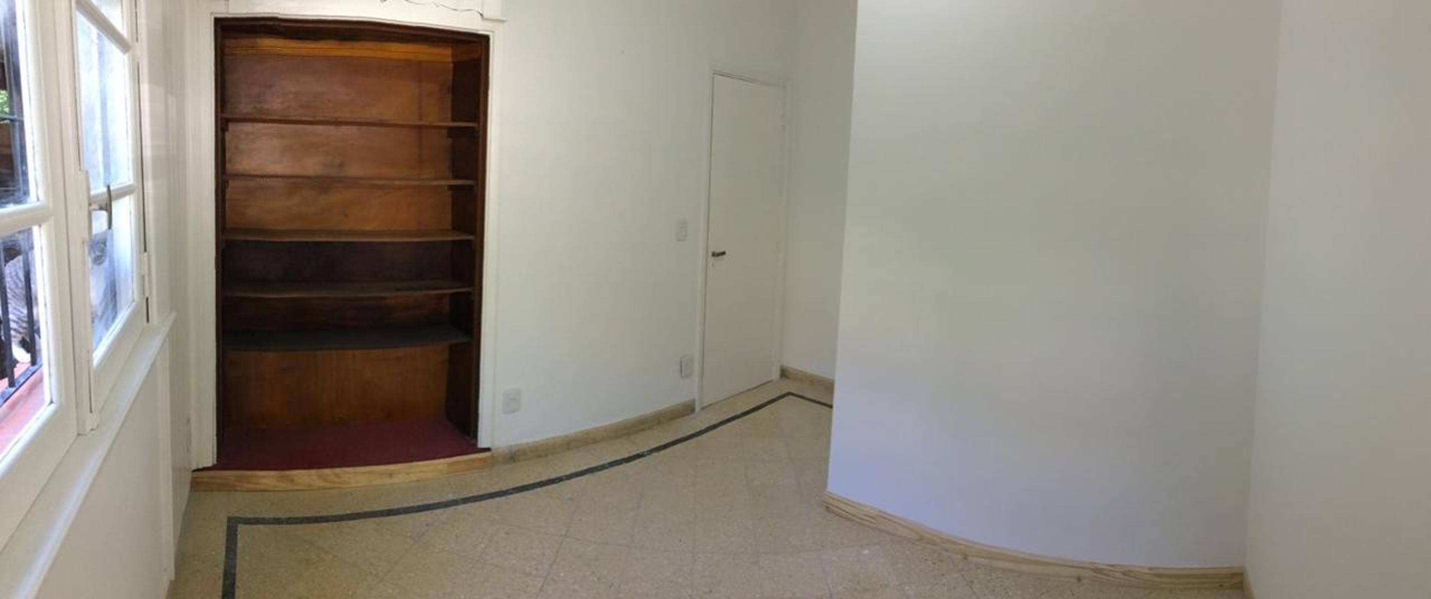 CONSULTORIO-OFICINA CON RECEPCIÓN - 4
