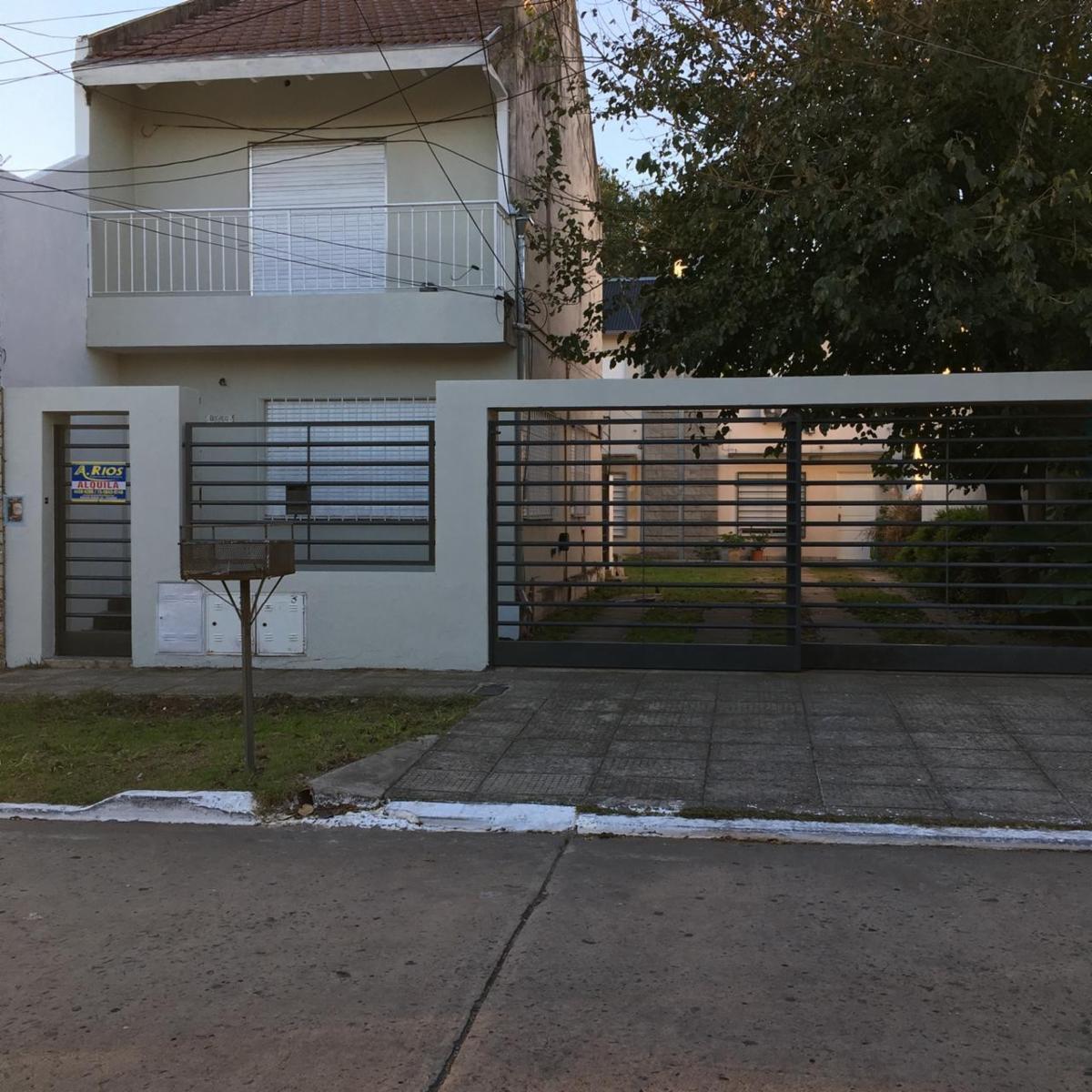DUPLEX 3 AMBIENTES CASTELAR - 7