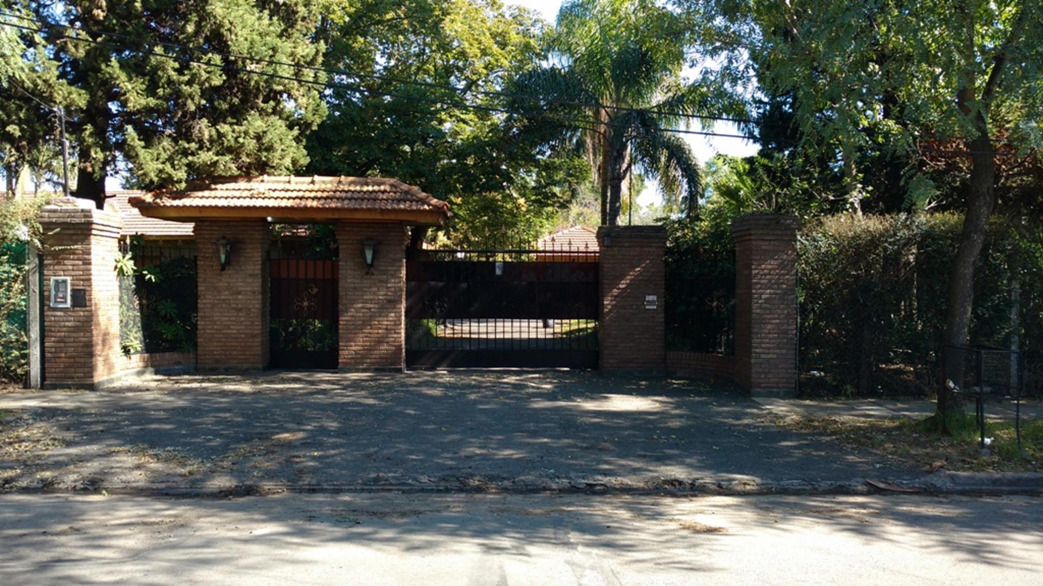 RESIDENCIAL CHALET CON 1960 METROS DE PARQUE - 1