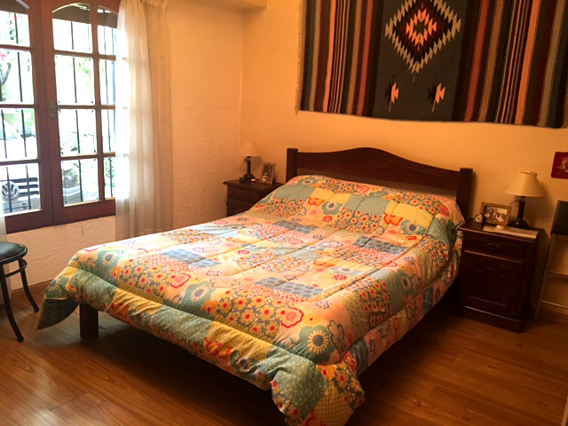 MUY BUEN CASA DE 5 AMBIENTES CON COCHERA, PATIO, QUINCHO Y TERRAZA — foto 6