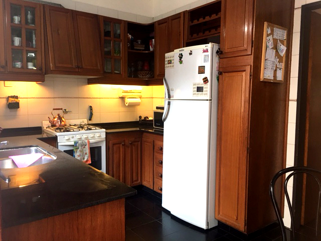 MUY BUEN CASA DE 5 AMBIENTES CON COCHERA, PATIO, QUINCHO Y TERRAZA — foto 15