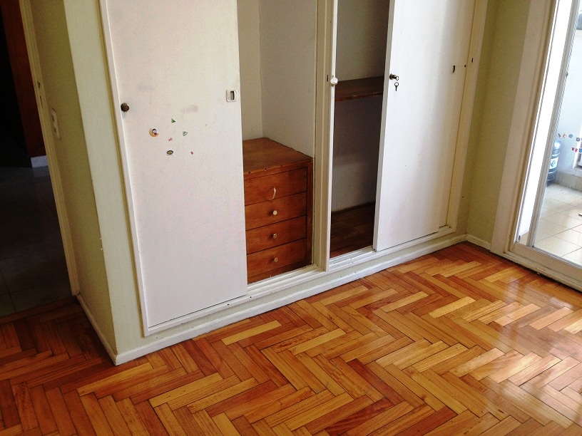 EXCELENTE DEPARTAMENTO DE 5 AMBIENTES CON BALCON CORRIDO, COCHERA FIJA CUBIERTA Y 2 BAULERAS — foto 13
