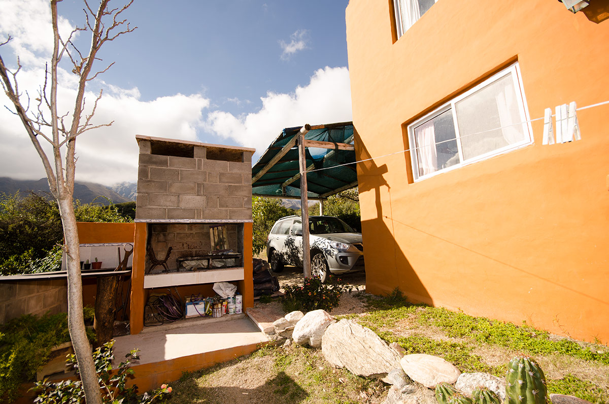 Casa de te EL ANGEL AZUL y vivienda sobre parque de 1500 m2 - 25