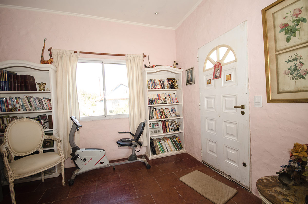 Casa de te EL ANGEL AZUL y vivienda sobre parque de 1500 m2 - 28