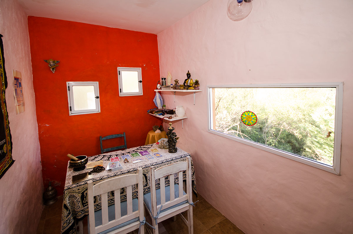 Casa de te EL ANGEL AZUL y vivienda sobre parque de 1500 m2 - 33